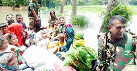 বন্যাদুর্গত তিন জেলায় সাড়ে ৯ হাজার মানুষ উদ্ধার করেছে কুমিল্লা সেনাবাহিনী