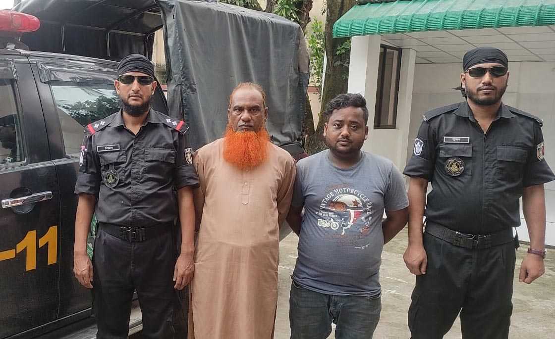 র‌্যাব-১১,সিপিসি-২ কর্তৃক ১০ কেজি গাঁজাসহ আটক-২