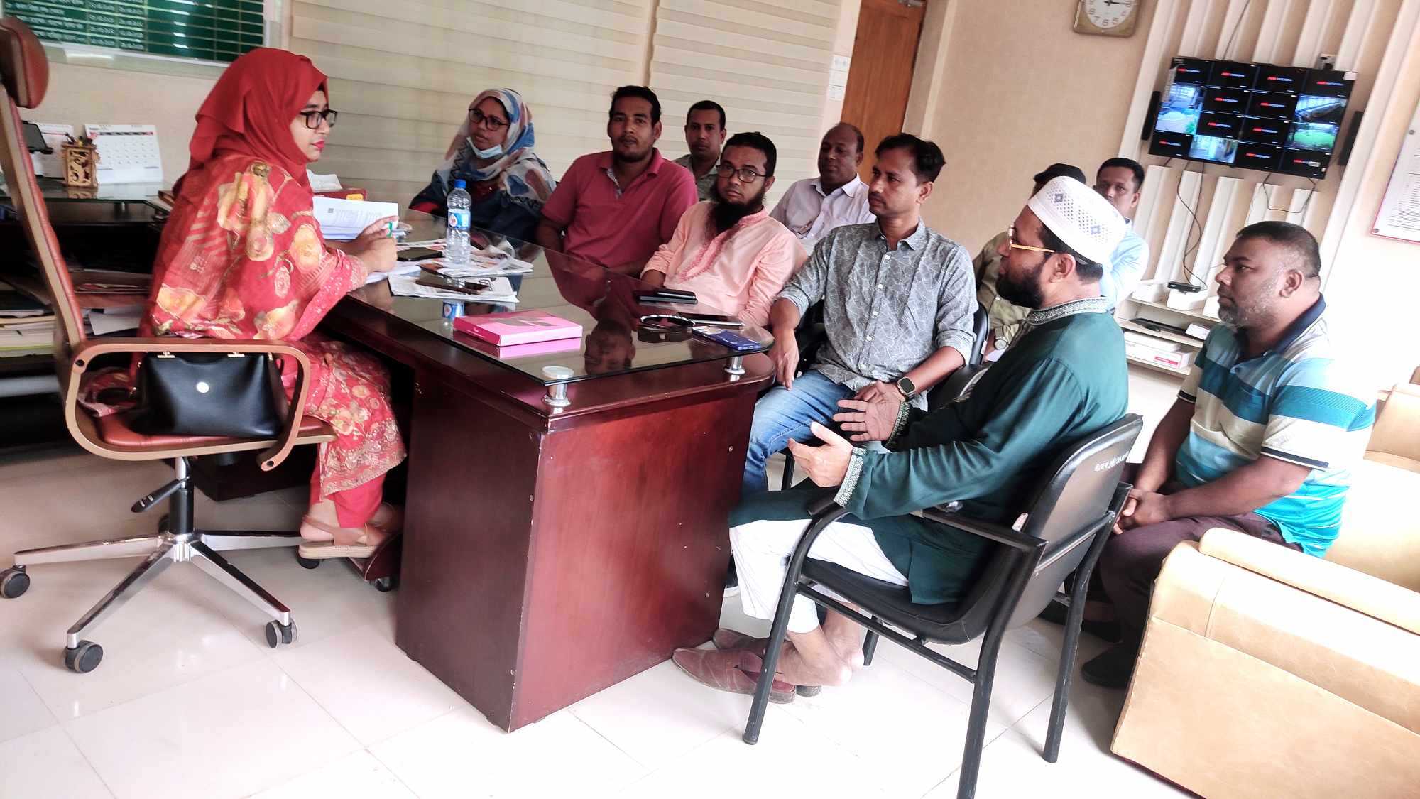 দুর্গাপূজায় গুজব রোধে বুড়িচং প্রেসক্লাবের সদস্যদের সাথে ইউএনও’র মতবিনিময় সভা