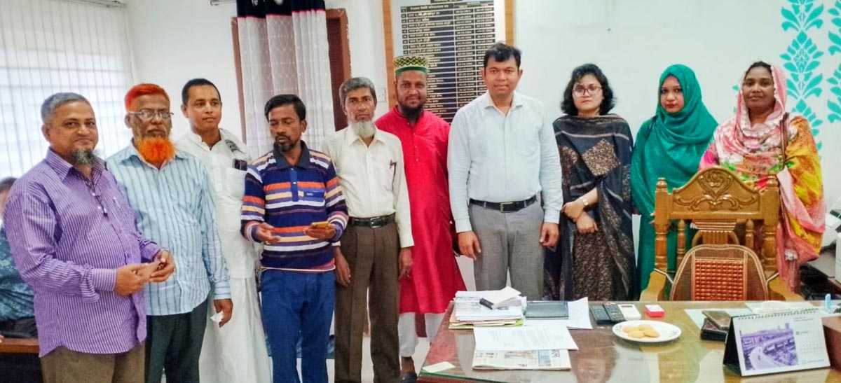 ইউএনওর সাথে পিএফজি লাকসাম ইউনিটের সৌজন্যে সাক্ষাৎ