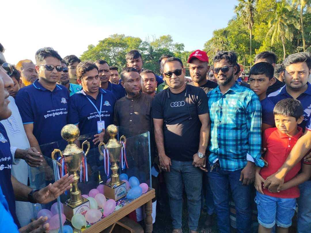 শাহরাস্তিতে মরহুম দেলোয়ার হোসেন মিয়াজী স্মৃতি ফুটবল টুর্নামেন্ট উদ্বোধন