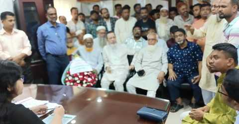 মনোহরগঞ্জে ইউএনও’র সাথে বিএনপি’র মতবিনিময়