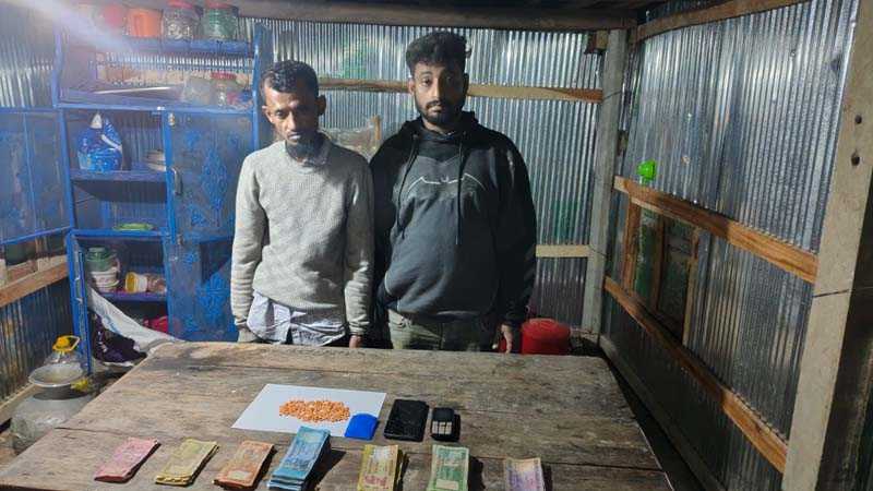 মনোহরগঞ্জে সেনাবাহিনীর অভিযানে ইয়াবাসহ দুই মাদক ব্যবসায়ী আটক